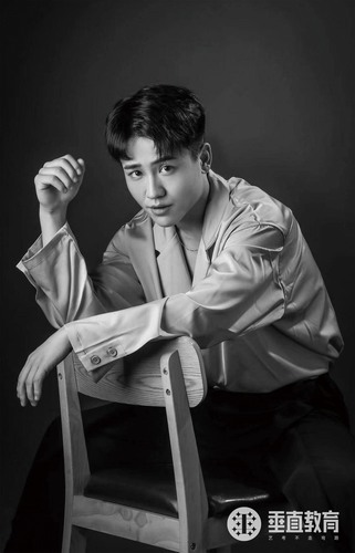 表演教师 闫博生