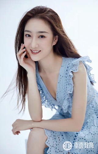 表演教师 张莉耶